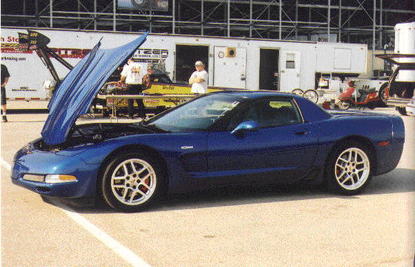 an '02 ZO6 vette. in my fav. color too.